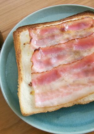 クリームチーズとベーコンのトースト-レシピのメイン写真