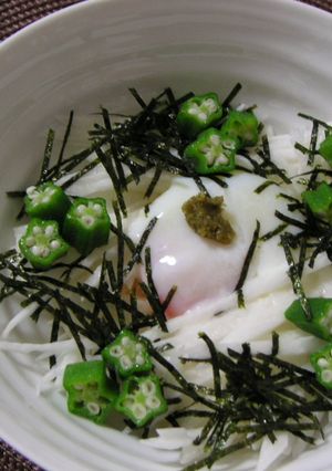 温泉卵のとろろそうめん　ゆずこしょう味-レシピのメイン写真