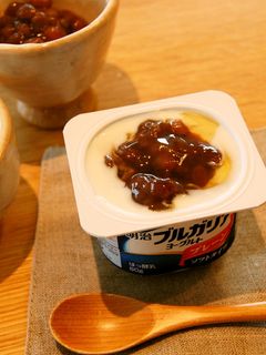ぐるぐる蜂蜜あずきヨーグルト-レシピのメイン写真
