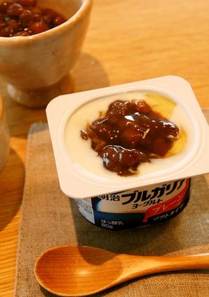 ぐるぐる蜂蜜あずきヨーグルト-レシピのメイン写真