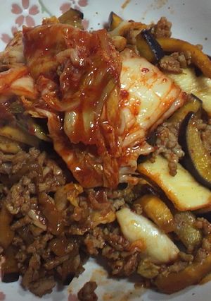 茄子の挽き肉ピリ辛キムチ炒め-レシピのメイン写真
