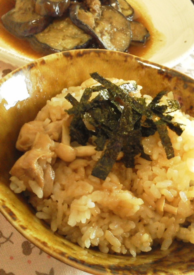 * 鶏肉ときのこの簡単な混ぜご飯 *-レシピのメイン写真