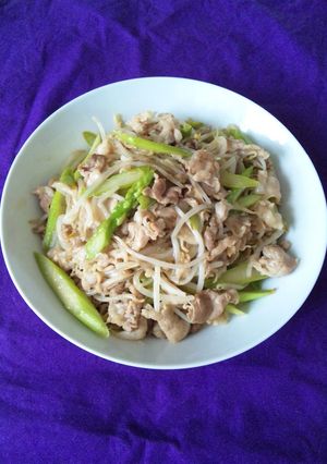 豚肉ともやしとアスパラの炒め物-レシピのメイン写真