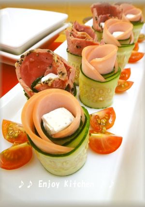 クリームチーズとハムキュウリのお花巻き-レシピのメイン写真