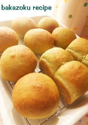 HB★抹茶生地の桜あんぱん-レシピのメイン写真