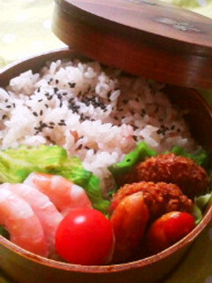 お弁当に☆炊き込み梅ご飯-レシピのメイン写真
