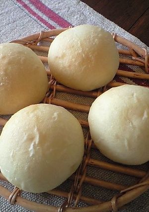 ふわふわもっちりカルピスパン-レシピのメイン写真