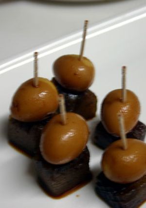 ピンチョス風 煮卵と炒りコンニャク-レシピのメイン写真