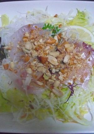 柿ピーが好相性！鯛の中華風さしみサラダ-レシピのメイン写真