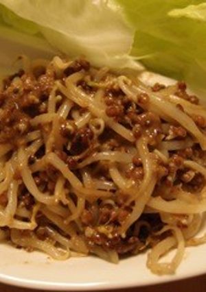 たかきびの肉味噌風、もやし和え-レシピのメイン写真