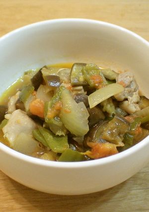 鶏肉とたっぷり夏野菜のトマト煮-レシピのメイン写真