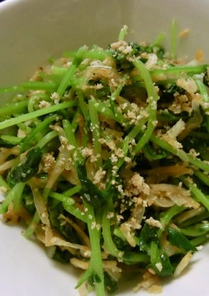 豆苗＆桜海老のにんにく醤油炒め♪-レシピのメイン写真