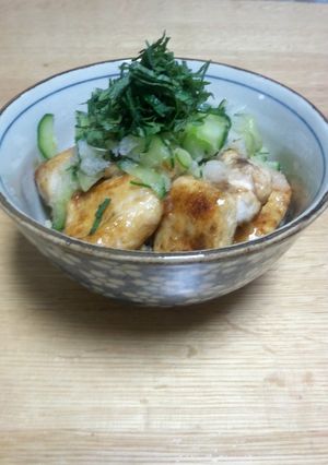 夏のランチに♪鶏のおろしさっぱり丼-レシピのメイン写真