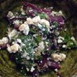 はなびし草の赤ほうれん草のカッテ-ジチーズの白和え