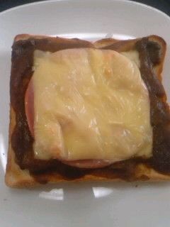 カレートースト-レシピのメイン写真