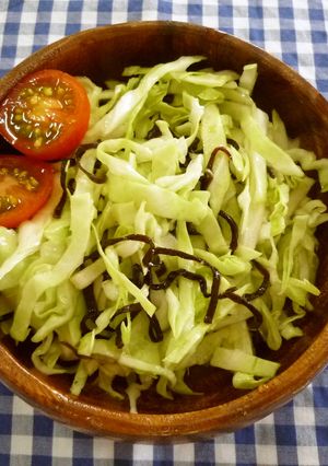 簡単！キャベツと塩昆布のサラダ-レシピのメイン写真