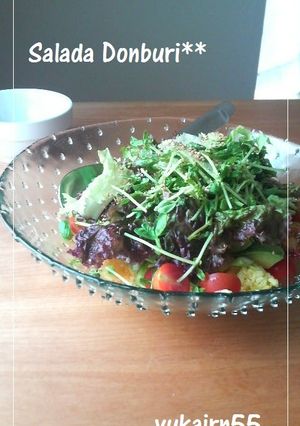 カレ−風味のアボガドサラダどんぶり-レシピのメイン写真