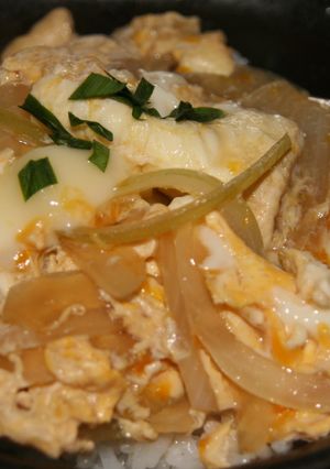さっと出来るカマンベールのたまご丼-レシピのメイン写真