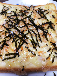 美味しく改良!ごまエビマヨチーズトースト-レシピのメイン写真