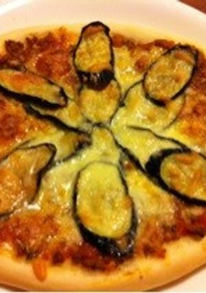 ナスとミートソースのピザ-レシピのメイン写真