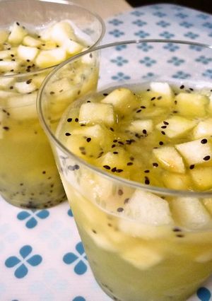 シャキシャキりんごとキウイのゼリー-レシピのメイン写真