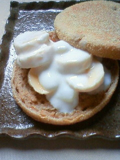 朝食に!マフィン☆ヨーグルトバナナ-レシピのメイン写真