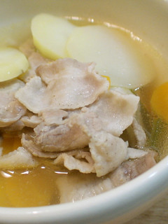じゃがいもと豚肉のスープ-レシピのメイン写真