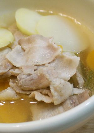 じゃがいもと豚肉のスープ-レシピのメイン写真