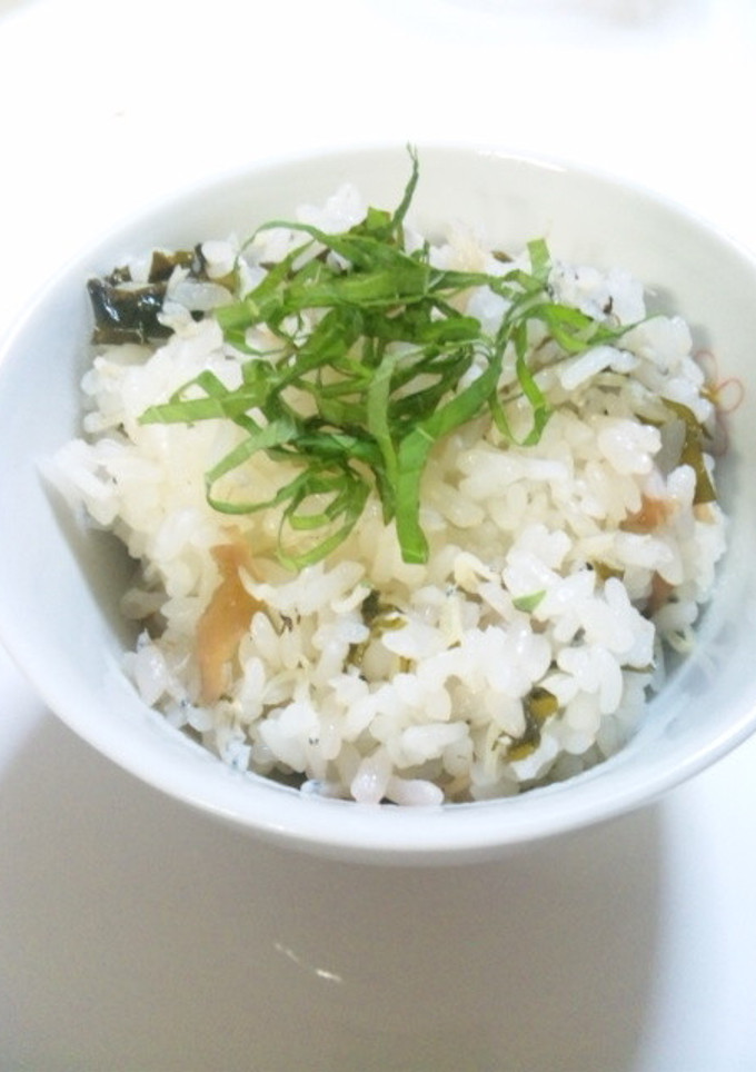 簡単さっぱり梅干しの混ぜご飯☆-レシピのメイン写真
