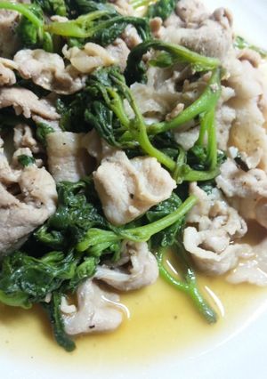 つるむらさきと豚肉のサッパリ♪ポン酢炒め-レシピのメイン写真