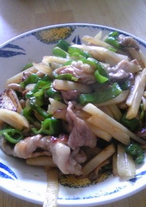 ジャガ芋と豚肉でチンジャオロース風♪-レシピのメイン写真