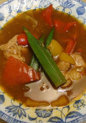 鶏の照り焼きを使ってスープカレー-レシピのメイン写真