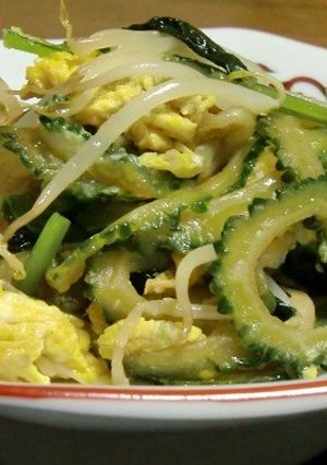 すき焼きのたれで輪切りゴーヤの炒め物-レシピのメイン写真