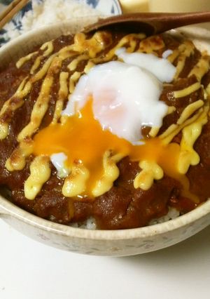 カレードリア☆後のせ温玉がとろ～り-レシピのメイン写真