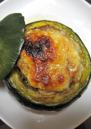 丸ごとカボチャの肉詰め-レシピのメイン写真