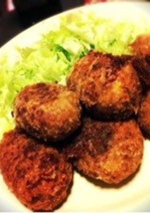 残り物のカレーでとろーりチーズコロッケ-レシピのメイン写真