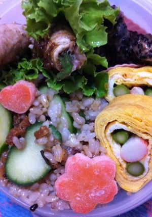 ぬか漬けきゅうりと鰻の蒲焼き混ぜご飯-レシピのメイン写真