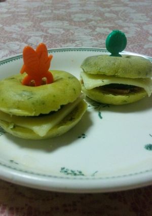 自家製バジルソース★焼きドーナツ-レシピのメイン写真