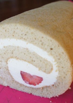 米粉をまぜて黒糖ふわふわロールケーキ-レシピのメイン写真