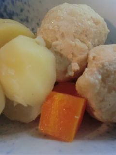 じゃがいもと鶏団子の煮物-レシピのメイン写真