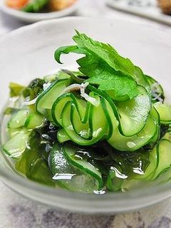 酸味まろやか~わかめときゅうりの酢の物-レシピのメイン写真