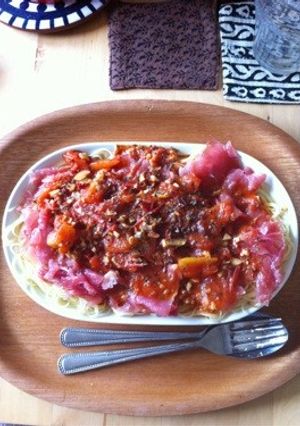 ソースから簡単☆トマト生ハムピリ辛パスタ-レシピのメイン写真