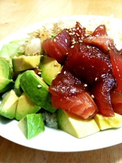 焼肉のたれとワサビ入☆まぐろアボカド丼-レシピのメイン写真
