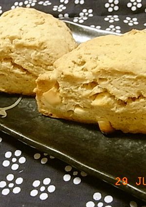 ひよこ豆とホワイトチョコのきな粉スコーン-レシピのメイン写真