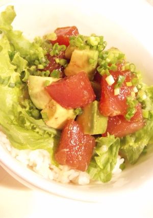 簡単♪麺つゆdeマグロアボカド丼☆-レシピのメイン写真