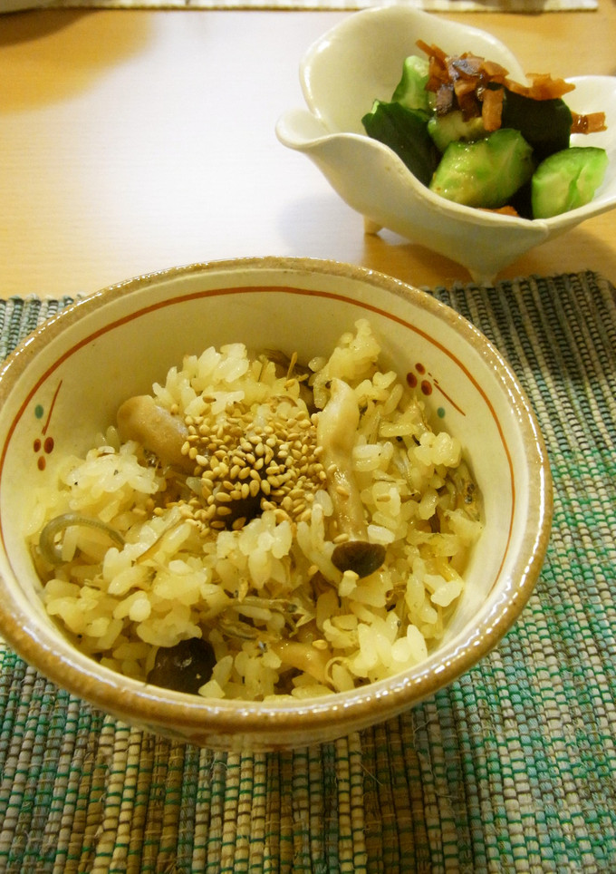 しめじとじゃこの炊き込みご飯-レシピのメイン写真