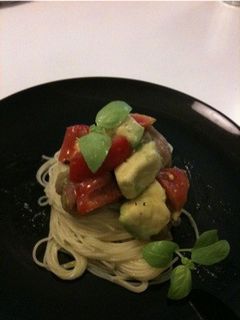 冷製パスタ トマト アボカド 生ハム-レシピのメイン写真