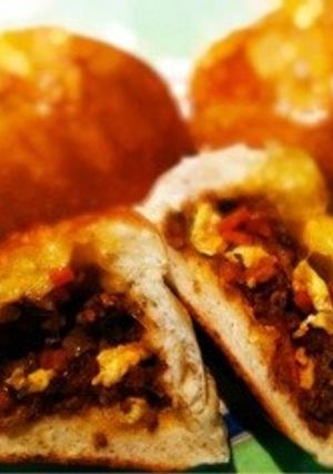 朝食に栄養満点絶品ミートパン-レシピのメイン写真