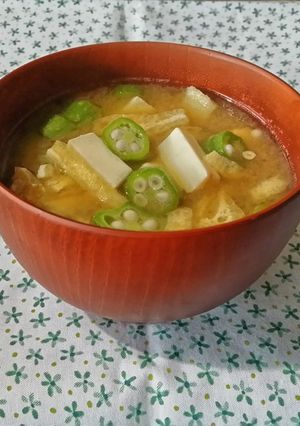 オクラと豆腐のみそ汁-レシピのメイン写真