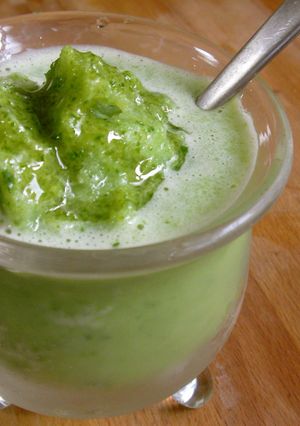 メロンと青梗菜のグリーンスムージー-レシピのメイン写真